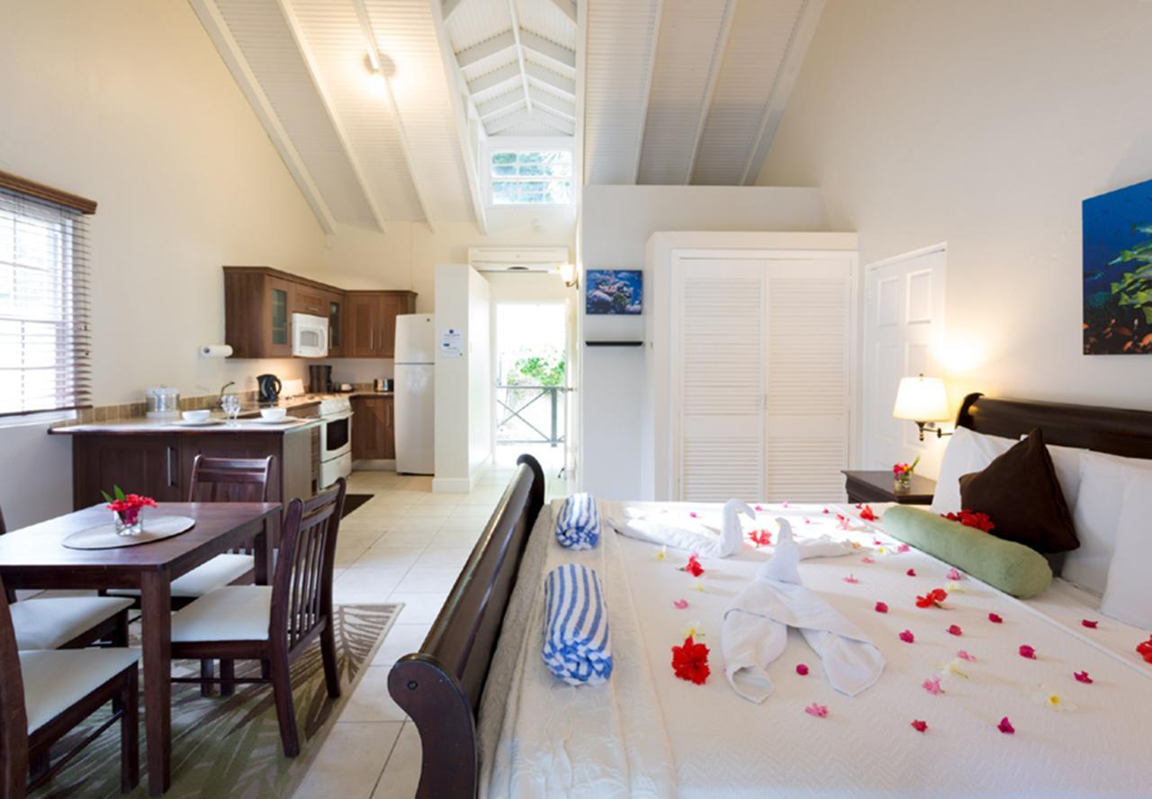 Blue Waters Inn Speyside Bagian luar foto